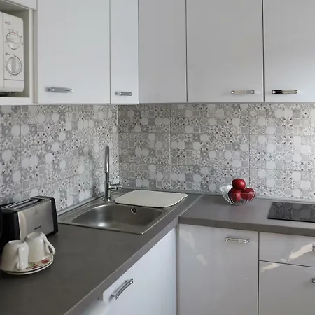 Aliz Apartman Miskolc Exterior photo